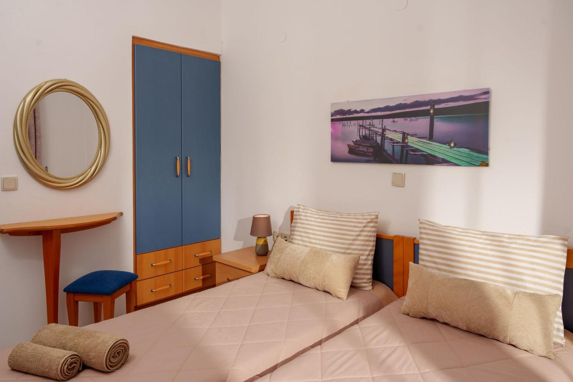 Fnk Apartments With Sea View Agia Pelagia Eksteriør billede
