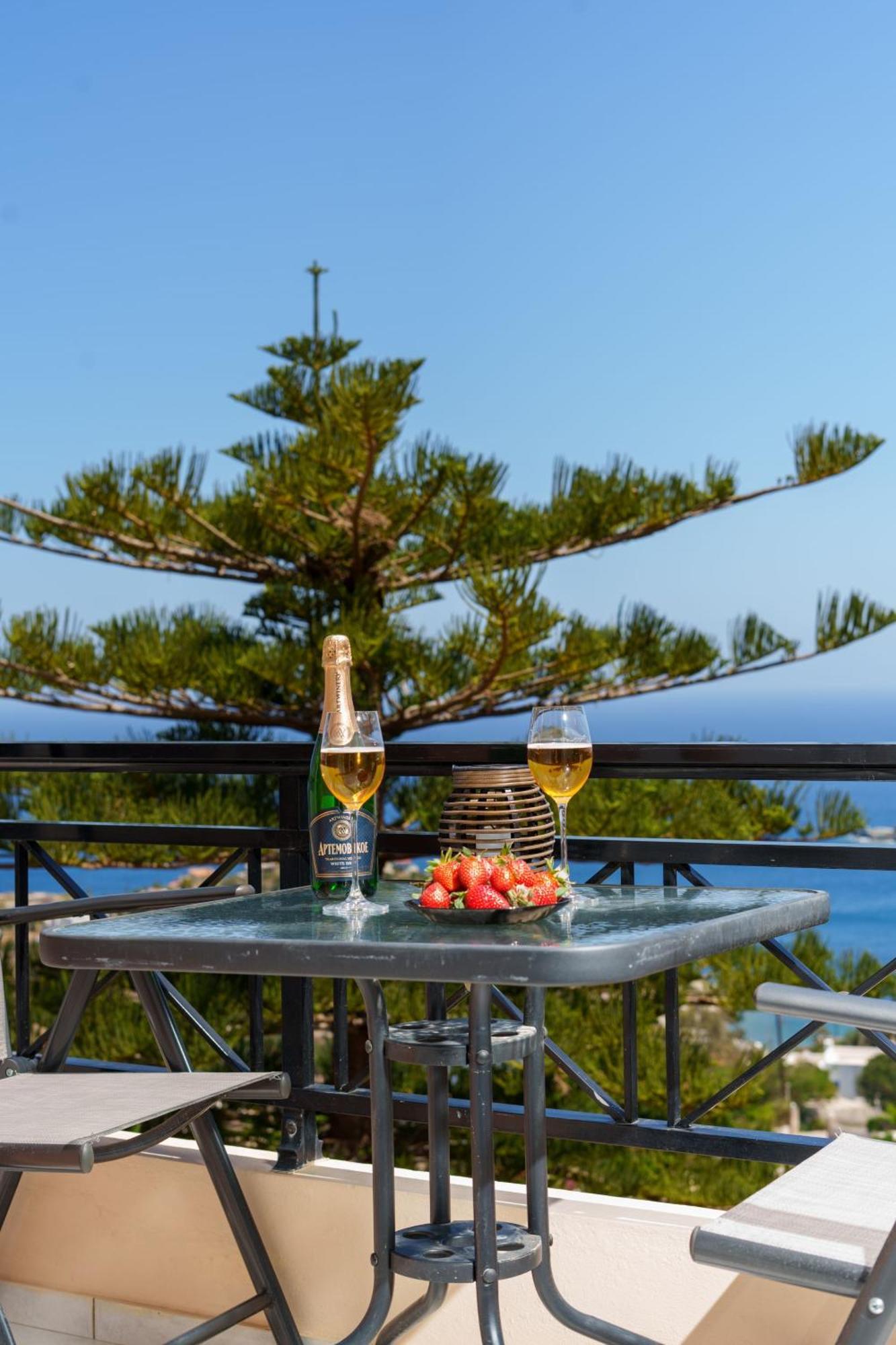 Fnk Apartments With Sea View Agia Pelagia Eksteriør billede